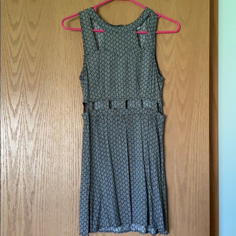 H&M Black/ White dress